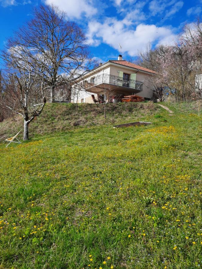 Les Coteaux De Planeze, Maison Et Jardin Dans Le Lot! Chambres Chez L'Habitant! Belmont-Bretenoux 外观 照片