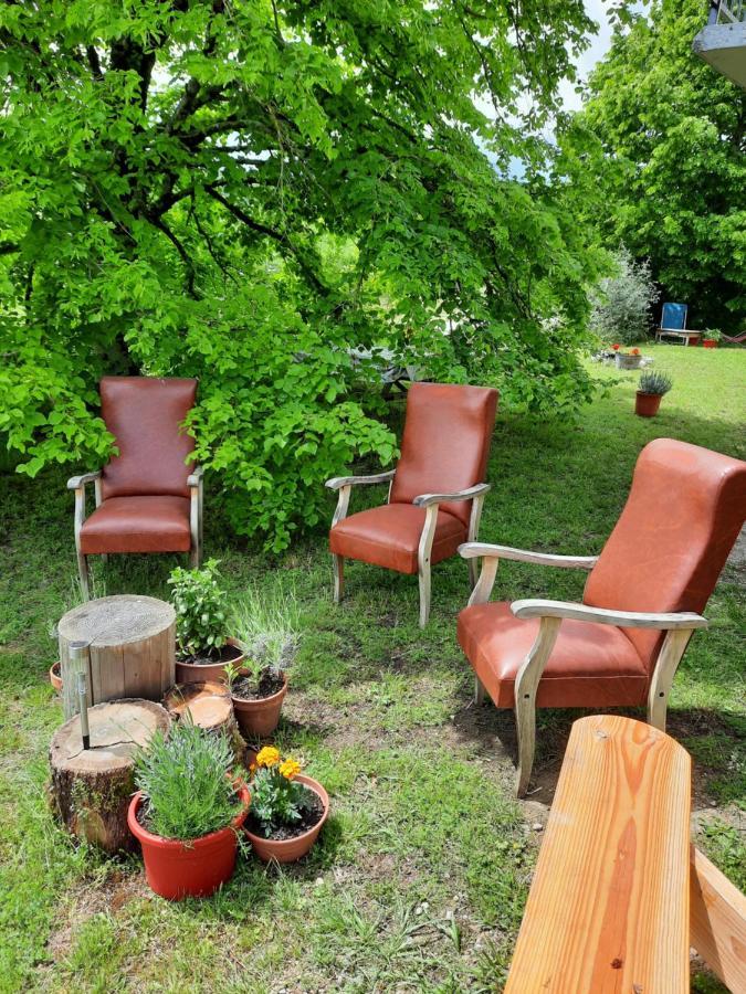Les Coteaux De Planeze, Maison Et Jardin Dans Le Lot! Chambres Chez L'Habitant! Belmont-Bretenoux 外观 照片